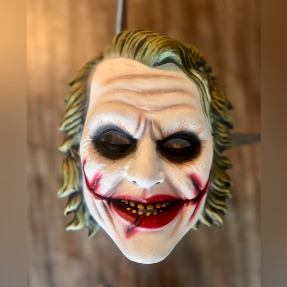 Joker Mask - Dark Knight - Picture 5 of 5